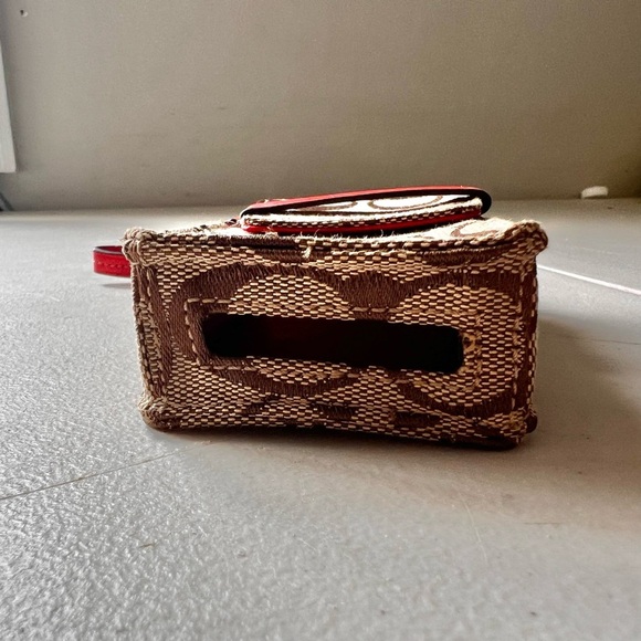 Coach Cell Phone Wristlet Universal Pouch - Picture 5 of 6